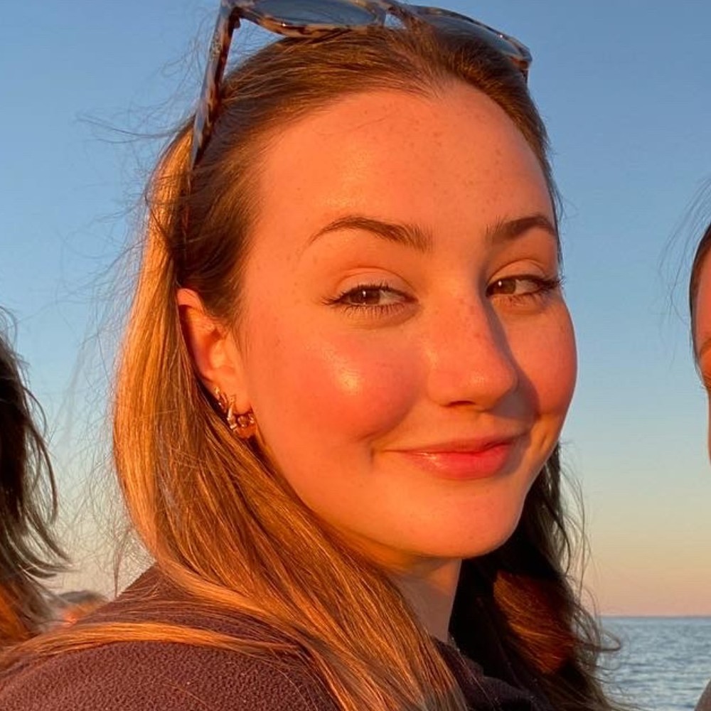 Meet your Posher, Fiona